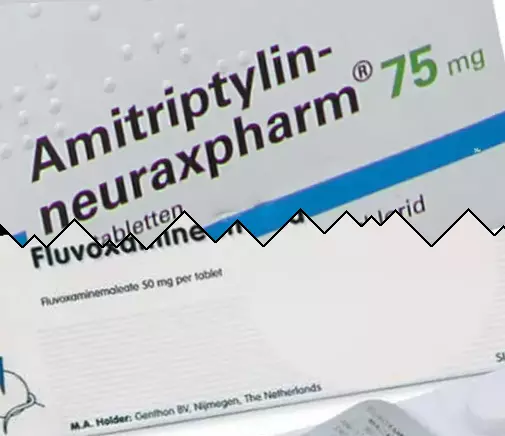 Amitriptilina vs Fluvoxamina
